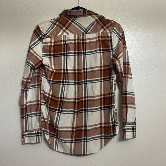 Weatherproof Women’s Plaid Shirt in Brown and White - Picture 4 of 5